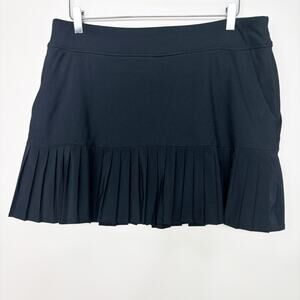 Under Armour UA Womens Tuck Pleated Black Golf Skort L
